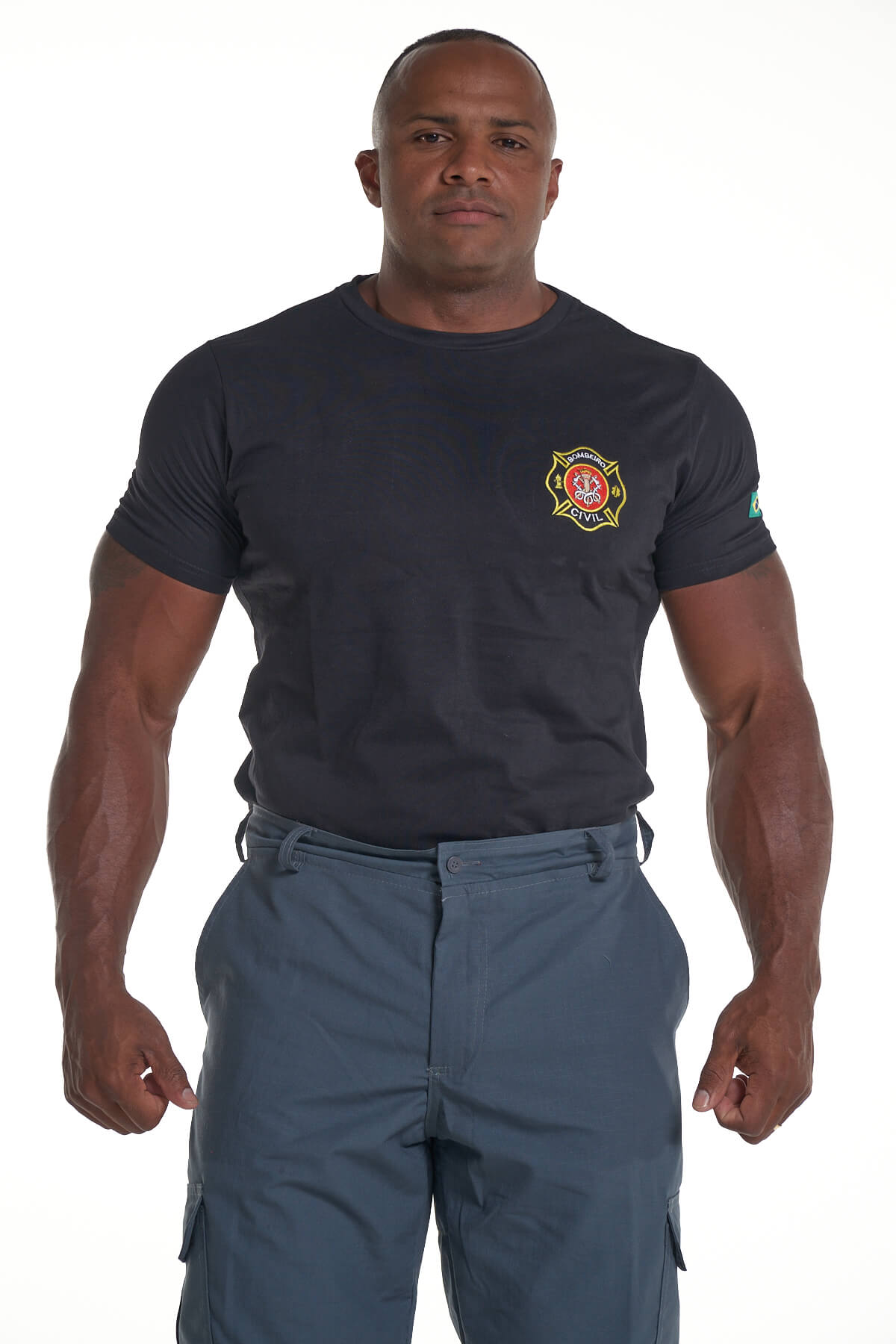 Design de camiseta de bombeiro lendário