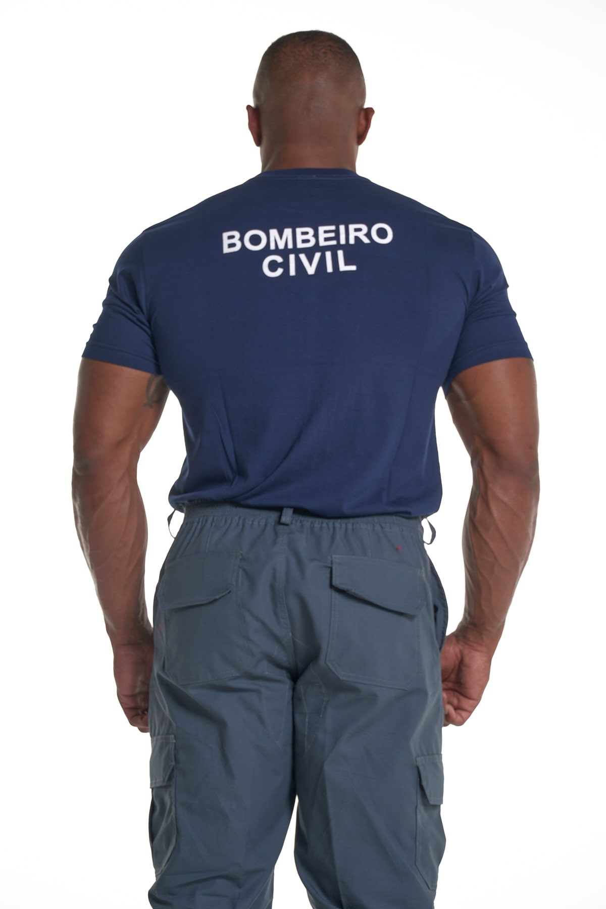 Design de camiseta de bombeiro lendário